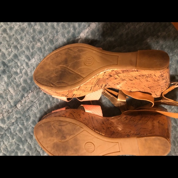 Sam and Libby Wedges - Picture 3 of 7